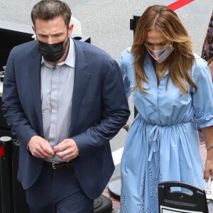 Exclusif - Ben Affleck et Jennifer Lopez emment leurs enfants au Magic Castle à Los Angeles le 21 aout 2021.