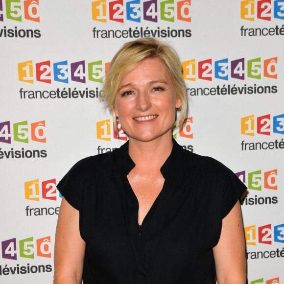 Anne-Elisabeth Lemoine lors du photocall de la présentation de la nouvelle dynamique 2017-2018 de France Télévisions. Paris, le 5 juillet 2017. © Guirec Coadic/Bestimage 