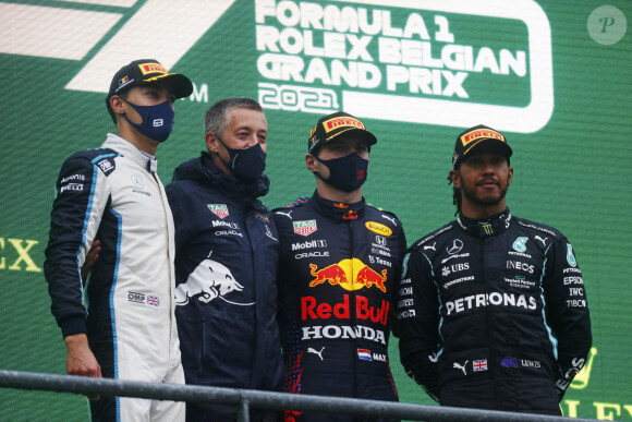George Russell (écurie Williams), Max Verstappen (Red Bull Racing) et Lewis Hamilton (Mercedes) sur le podium du Grand Prix de F1 de Belgique. Spa-Francorchamps, le 29 août 2021. © Motorsport Images / Panoramic / Bestimage