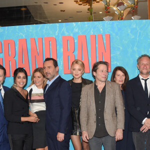 Hugo Sélignac, Philippe Katerine, Balasingham Thamilchelvan, Jean-Hugues Anglade, Leïla Bekhti, Marina Foïs, Gilles Lellouche, Virginie Efira, Mathieu Amalric, Claire Nadeau, Benoît Poelvoorde, Félix Moati, Guillaume Canet, Alain Attal - Avant-première du film "Le Grand Bain" au cinéma Le grand Rex à Paris, le 14 octobre 2018. © Coadic Guirec/Bestimage