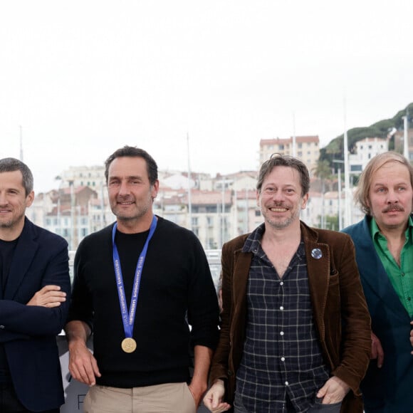 Jonathan Zaccai, Thamilchelvan Balasingham, Guillaume Canet, Gilles Lellouche, Mathieu Amalric, Philippe Katerine, Alban Ivanov, Félix Moati lors du photocall du film "Le grand bain" au 71ème Festival International du Film de Cannes, le 13 mai 2018. © Borde / Jacovides / Moreau / Bestimage