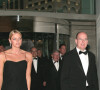 Le Prince Albert de Monaco et Charlene Wittstock lors de la première sortie officielle du couple à l'occasion du gala de l'Automobile Club à l'occasion du Grand Prix de Formule 1 à Monaco, le 28 mai 2006.