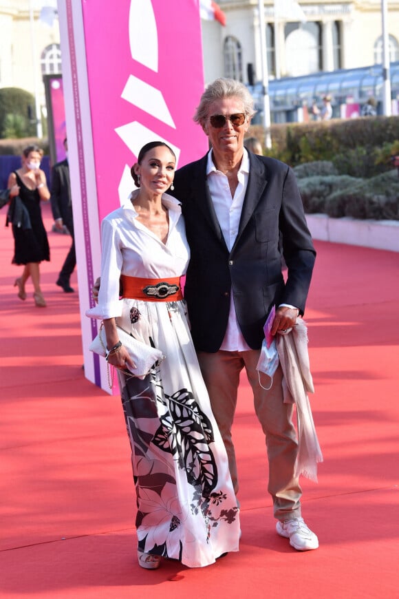 Dominique Desseigne avec sa compagne Alexandra Cardinale assistent à la projection du film "Stillwater" lors de la cérémonie d'ouverture de la 47ème édition du festival du Cinéma Américain de Deauville. Deauville, le 3 septembre 2021. © Olivier Borde/Bestimage