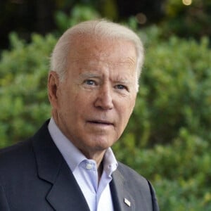 Le président américain Joe Biden et la première dame Jill s'apprêtent à quitter Washington pour se rendre à Surfside, le 1er juillet 2021.