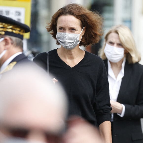 Édith Chabre, la femme d'Edouard Philippe - Culte d'action de grâce célébré en mémoire d'Antoine Rufenacht ( homme politique et ancien maire du Havre) en l'Eglise Saint-Joseph au Havre le 10 septembre 2020. © Alain Guizard / Bestimage