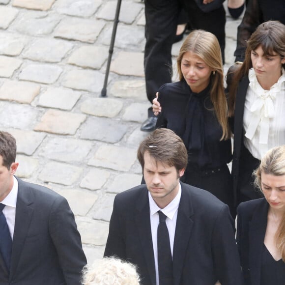 Muriel Belmondo, Victor, Alessandro, Stella, Annabelle lors de la cérémonie d'hommage national à Jean-Paul Belmondo à l'Hôtel des Invalides à Paris, le 9 septembre 2021. © Dominique Jacovides/Bestimage