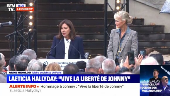 Inauguration d'une place Johnny Hallyday dans le quartier de Bercy ainsi que d'une statue en hommage au chanteur, en présence de Laeticia Hallyday, ses filles Jade et Joy et la maire de Paris, Anne Hidalgo. Le 14 septembre 2021.