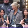 Hommage à Johnny Hallyday : Laeticia Hallyday avec ses filles Jade et Joy, l'émotion face aux fans