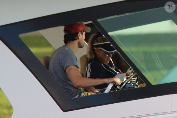 Exclusif  - Enrique Iglesias et sa compagne Anna Kournikova sur un yacht à Miami. Le 26 janvier 2020