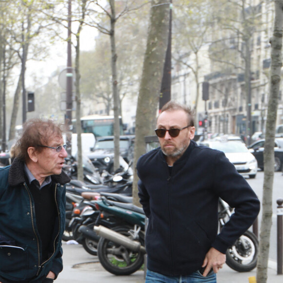 Alain Souchon et son fils Pierre - Hommage à Jacques Higelin au Cirque d'Hiver à Paris le 12 avril 2018.