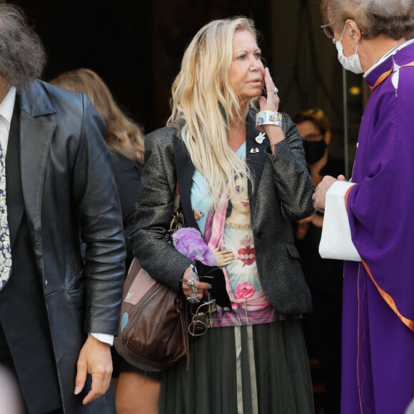 Fiona Gélin (de son vrai nom Bénédicte Gélin) - Obsèques de Marthe Mercadier (Marthe Mercadié-Meyrat) en l'église Sainte Hélène à Paris, France, le 21 septembre 2021. © 2021 Christophe Clovis/Bestimage