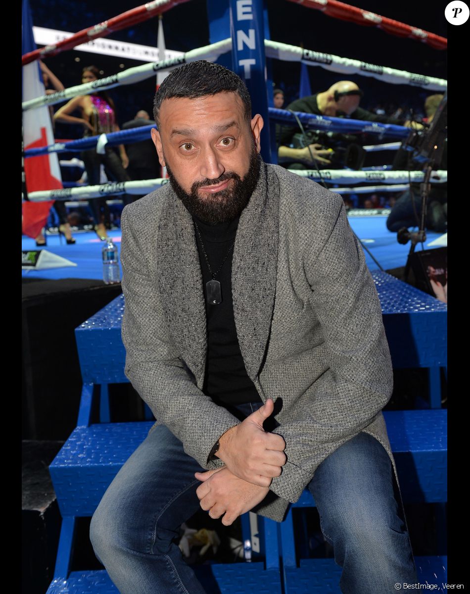 Cyril Hanouna lors du gala de boxe Univent à l'AccorHotels Arena de Paris pour le championnat du monde WBA le 15 novembre 2019. © Veeren / Bestimage