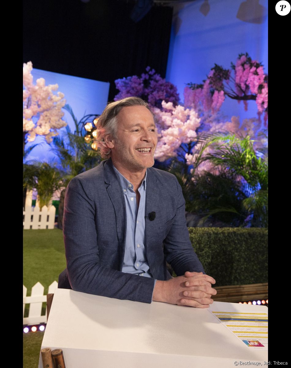 Jean-Michel Maire - Cyril Hanouna et ses chroniqueurs de retour pour la première fois en studio depuis le déconfinement pour l'enregistrement de l'émission "C que du kif!" sur C8 pendant l'épidémie de Coronavirus Covid-19 à Paris le 12 mai 2020. © Jack Tribeca / Bestimage