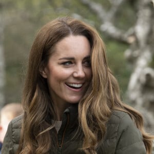 Catherine (Kate) Middleton, duchesse de Cambridge, lors d'une visite au centre d'entraînement à l'aventure Windermere des cadets de l'Air de la RAF à Cumbrie, Royaume Uni, le 21 septembre 2021, marquant la réouverture de l'installation à la suite d'un réaménagement de 2 millions de livres sterling.