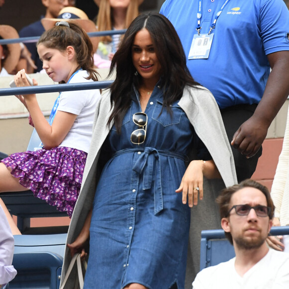 Meghan Markle, duchesse de Sussex, dans les tribunes de la finale femme du tournoi de l'US Open 2019 opposant Serena Williams à Bianca Andreescu au Billie Jean King National Tennis Center à New York, le 7 septembre 2019.