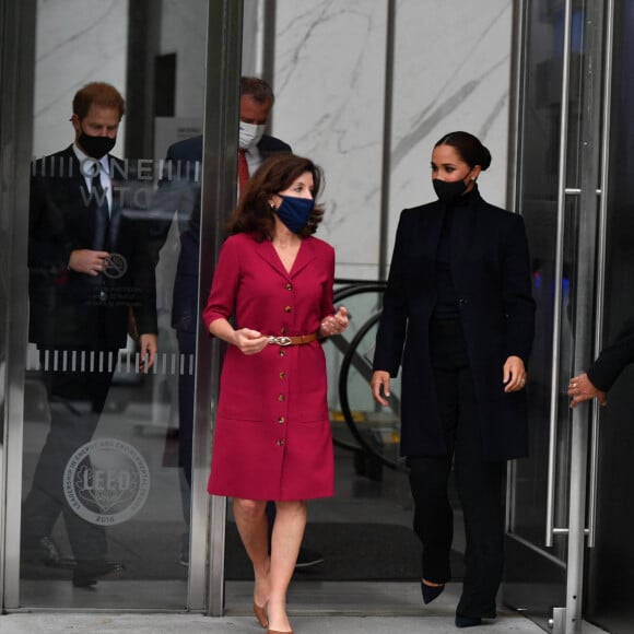 Le prince Harry, duc de Sussex, et sa femme Meghan Markle visitent le One World Trade Center à New York City, New York, etats-Unis, le 23 septembre 2021.