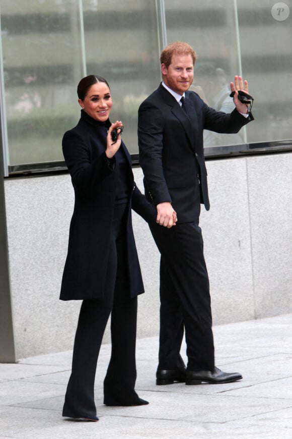 Le prince Harry, duc de Sussex, et sa femme Meghan Markle visitent le One World Trade Center à New York City, New York, etats-Unis, le 23 septembre 2021. 
