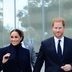 Le prince Harry, duc de Sussex, et sa femme Meghan Markle visitent le One World Trade Center à New York City, New York, etats-Unis, le 23 septembre 2021. 