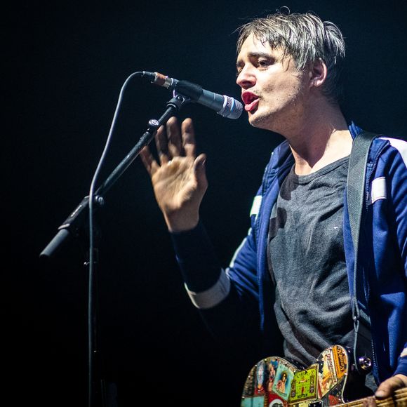 Pete Doherty et son groupe de rock "The Libertines" se produisent en concert à Berlin, le 5 novembre 2019.