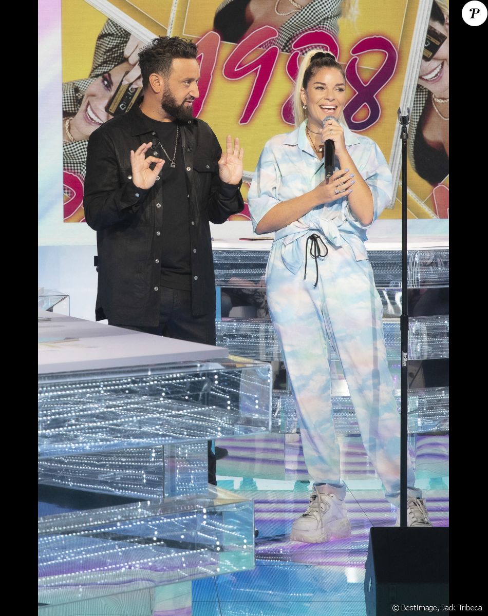 Exclusif - Cyril Hanouna, Sophie Tapie - Emission TPMP (Touche Pas à Mon Poste) présenté par C.Hanouna en direct le 28 Septembre 2021 sur C8, avec pour invités s.Tapie - Paris le 28 Septembre 2021 © Jack Tribeca / Bestimage