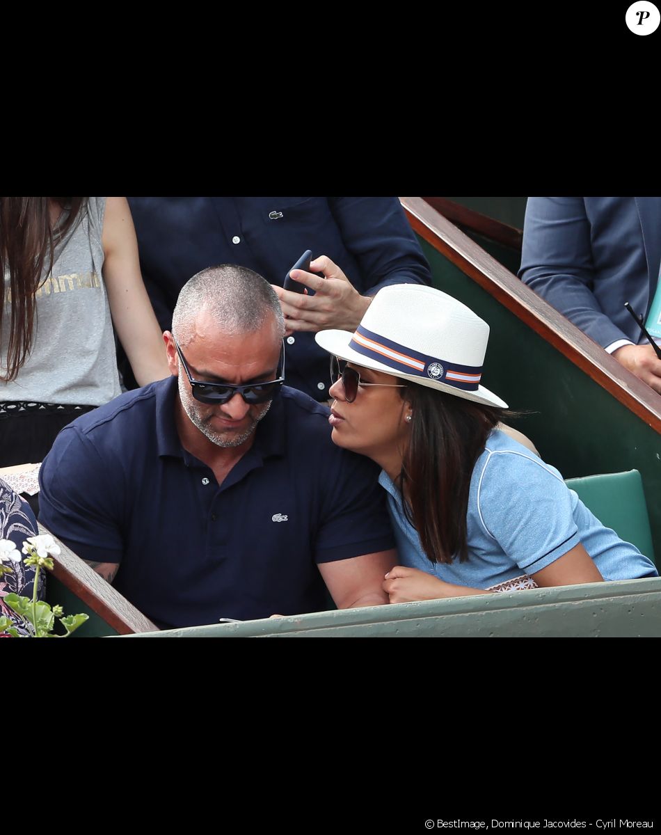 Amel Bent et son mari Patrick Antonelli dans les tribunes des internationaux de tennis de Roland Garros à Paris, France, le 3 juin 2018. © Dominique Jacovides - Cyril Moreau/Bestimage