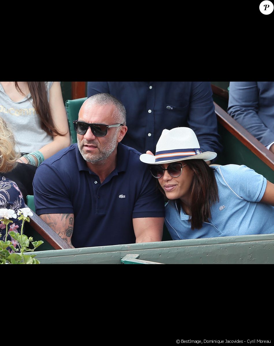 Amel Bent et son mari Patrick Antonelli dans les tribunes des internationaux de tennis de Roland Garros à Paris, France, le 3 juin 2018. © Dominique Jacovides - Cyril Moreau/Bestimage