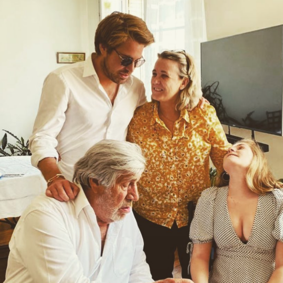 Jean-Pierre Castaldi, son épouse Corinne et leurs deux enfants, Giovanni et Paola. Juin 2020.