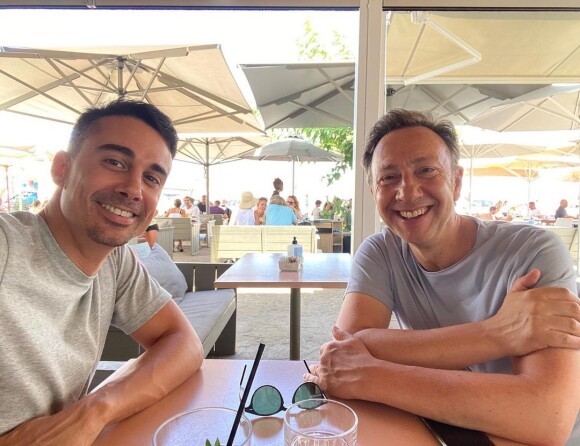 Stéphane Bern et Yori en vacances en Grèce.