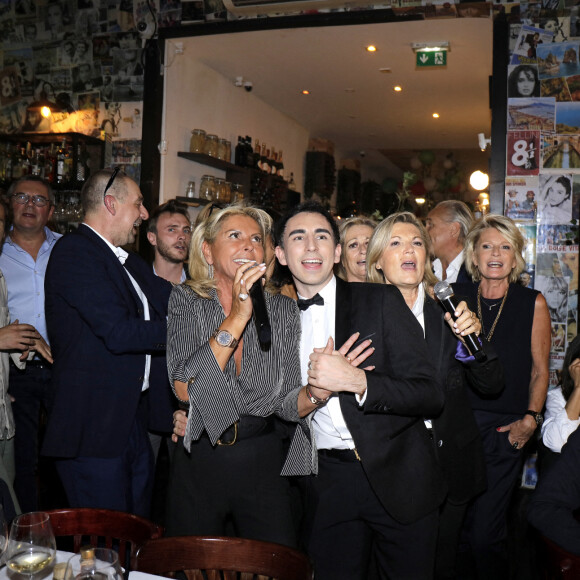 Exclusif - Caroline Margeridon, Sophie Davant et Jordan de Luxe - Anniversaire de Caroline Margeridon à Paris. Le 4 octobre 2021 © Cédric Perrin / Bestimage