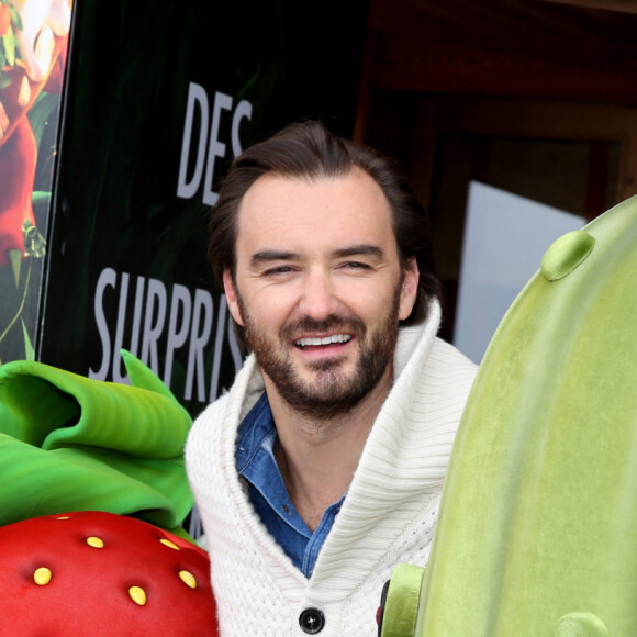 Cyril Lignac - Photocall du film "L'ile des Miam-nimaux : Tempete de boulettes geantes 2" de Cody Cameron et Kris Pearn lors du 17e Festival International du Film de Comedie de l'Alpe d'Huez a l'Alpe d'Huez le 17 Janvier 2014.