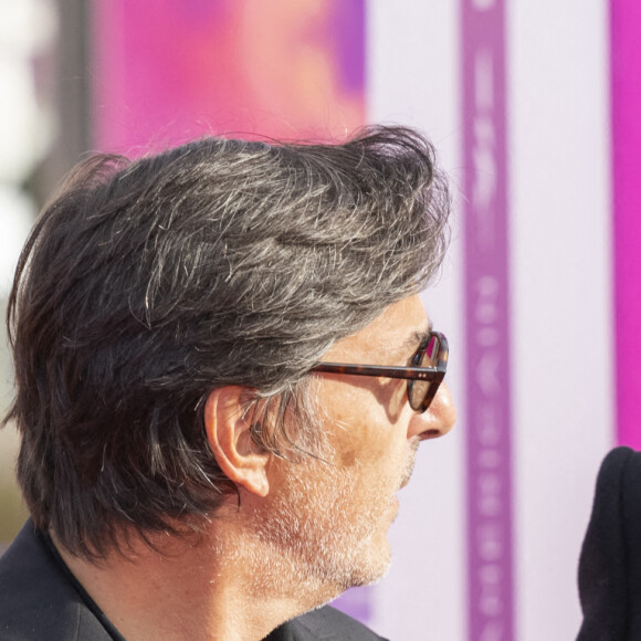 Yvan Attal et Charlotte Gainsbourg ( présidente du jury) - Première du film "Les choses humaines" lors de la 47éme édition du Festival du Cinéma Américain de Deauville le 11 septembre 2021. © Olivier Borde / Bestimage