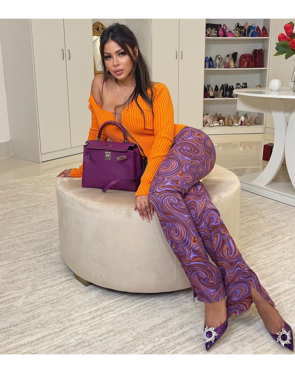 Maeva Ghennam célibataire : elle envoie un message cinglant à son ex