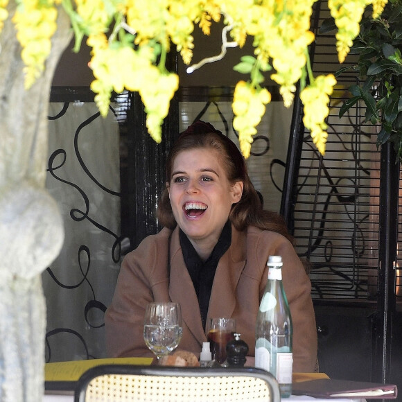 La princesse Beatrice d'York déjeune au restaurant Scott's dans le quartier de Mayfair à Londres, Royaume Uni, le 4 mai 2021.