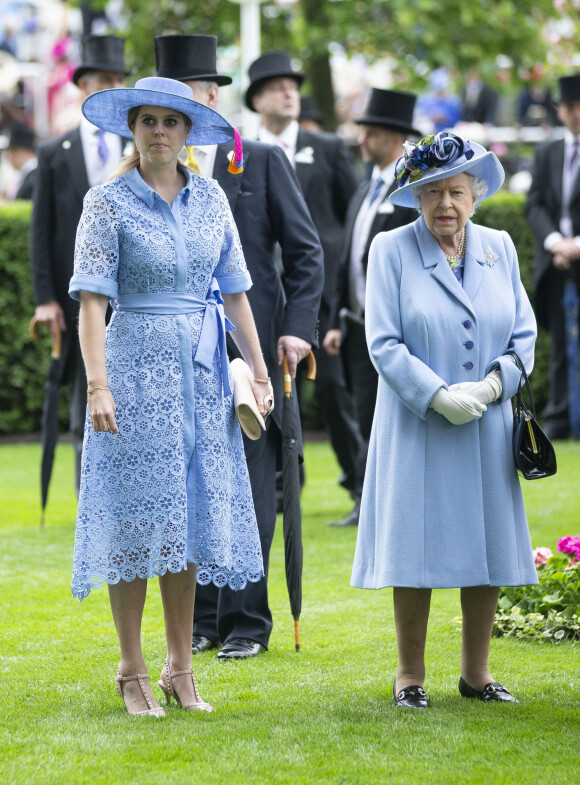 La princesse Beatrice d'York et la reine Elisabeth II d'Angleterre - La famille royale britannique et les souverains néerlandais lors de la première journée des courses d'Ascot 2019, à Ascot, Royaume Uni, le 18 juin 2019.