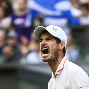 Andy Murray remporte le match contre le Géorgien Nikoloz Basilashvii (6-4, 6-3, 5-7, 6-3) à Wimbledon, le 28 juin 2021, quatre ans après son dernier match sur le gazon anglais.