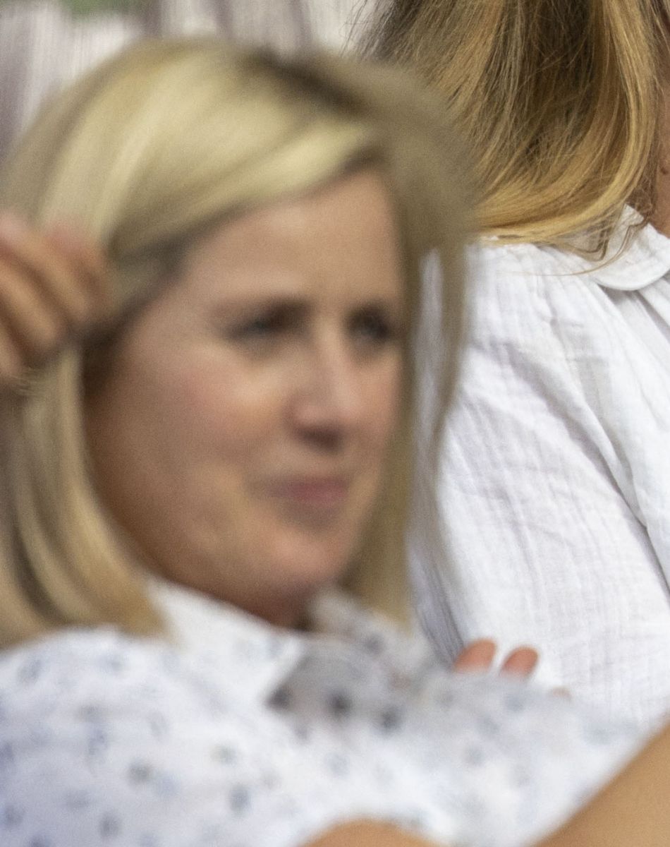 Kim Murray voit son mari Andy Murray remporter le match contre le Géorgien Nikoloz Basilashvii (6-4, 6-3, 5-7, 6-3) à Wimbledon, le 28 juin 2021, quatre ans après son dernier match sur le gazon anglais.