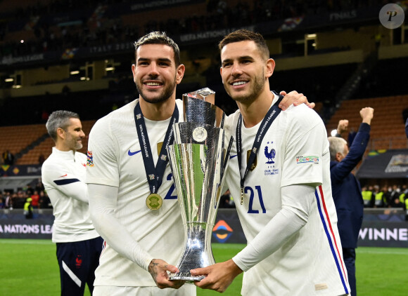 Lucas et Théo Hernandez - Football: La France remporte la coupe de la Ligue des Nations en battant l'Espagne 2 buts à 1 à Milan le 10 octobre 2021. © Inside/Panoramic/Bestimage