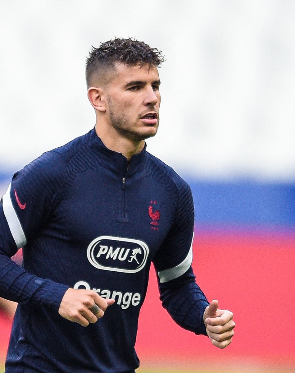 Lucas Hernandez ( 21 - France ) - Echauffement - - Match amical de préparation à l'Euro 2021 France - Bulgarie (3-0) au Stade de France en présence de 5000 spectateurs à Saint-Denis le 8 juin 2021. © Federico Pestellini / Panoramic / Bestimage