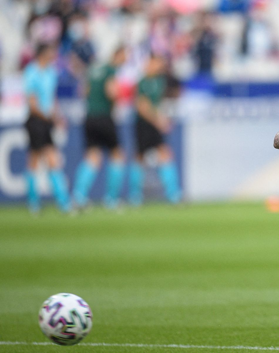 Lucas Hernandez ( 21 - France ) - Echauffement - - Match amical de préparation à l'Euro 2021 France - Bulgarie (3-0) au Stade de France en présence de 5000 spectateurs à Saint-Denis le 8 juin 2021. © Federico Pestellini / Panoramic / Bestimage