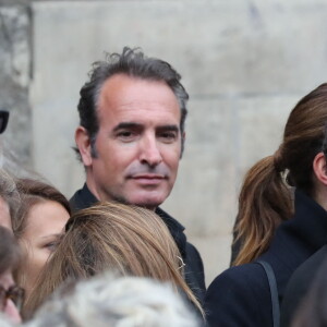 Jean Dujardin - Hommage à Guy Bedos en l'église de Saint-Germain-des-Prés à Paris le 4 juin 2020.