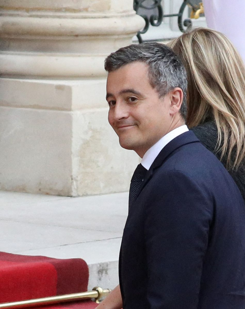 Le ministre de l'Intérieur, Gérald Darmanin et son épouse Rose-Marie Devillers arrivent pour un dîner d'Etat avec le président français et italien, au palais de l'Elysée, Paris, le 5 juillet 2021.