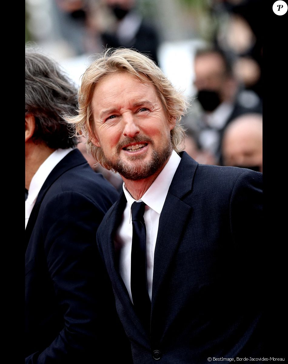 Owen Wilson - Montée des marches du film "The French Dispatch" lors du 74e Festival International du Film de Cannes. Le 12 juillet 2021. © Borde-Jacovides-Moreau / Bestimage