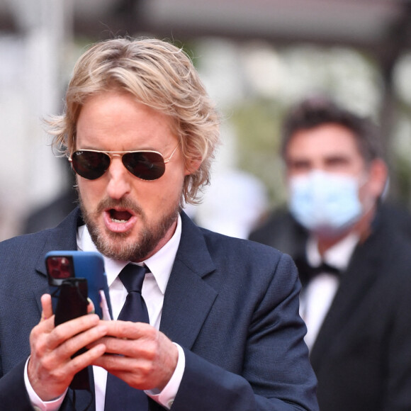 Owen Wilson - Montée des marches du film "The French Dispatch" lors du 74e Festival International du Film de Cannes. Le 12 juillet 2021. © Rachid Bellak / Bestimage