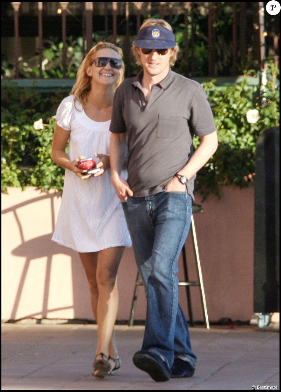  Kate Hudson et Owen Wilson se donnent rendez-vous dans un restaurant de Santa Monica. 