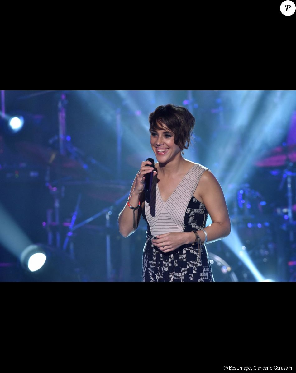 La chanteuse Zaz - Enregistrement de l'émission "Les années bonheur". Le 28 septembre 2016. © Giancarlo Gorassini / Bestimage