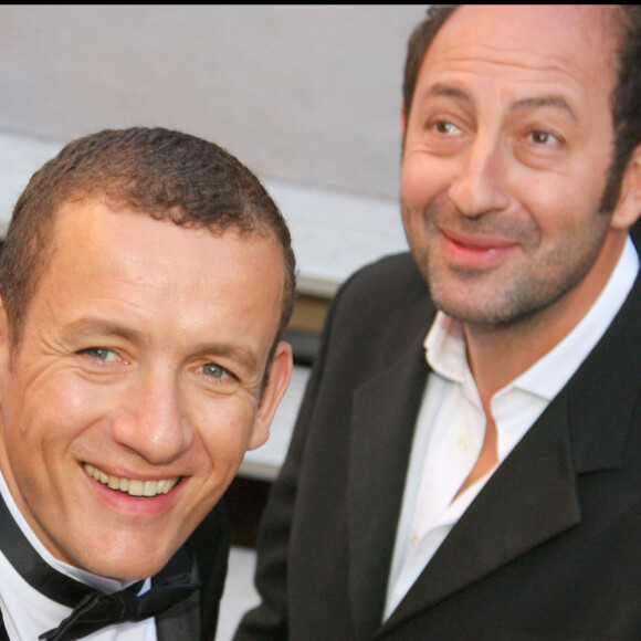 Kad Merad, Dany Boon lors de la projection du film "Bienvenue chez les Ch'tis" au Festival de Cannes en 2008.