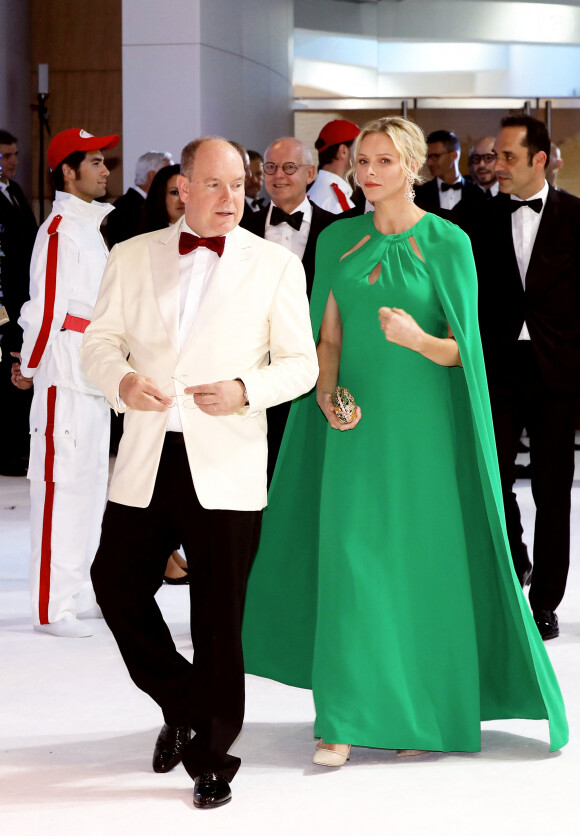 Le prince Albert II et la princesse Charlène de Monaco au 71 ème gala de la Croix-Rouge Monégasque à Monaco. © Dominique Jacovides/Bestimage