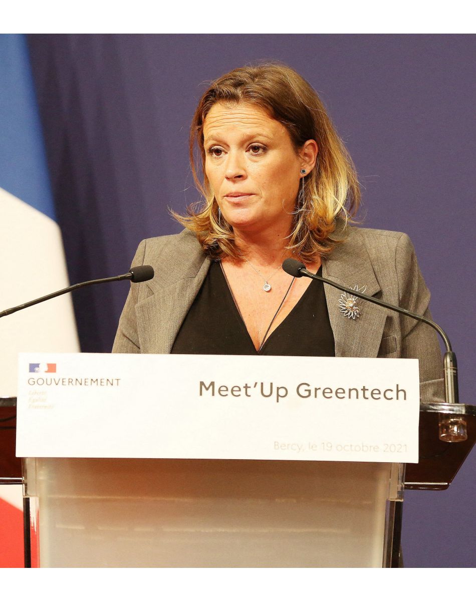 Exclusif - Olivia Grégoire (enceinte) secrétaire d'état chargée de l'Économie sociale, solidaire et responsable intervient lors du congrès Meet'Up Greentech à Paris le 19 octobre 2021