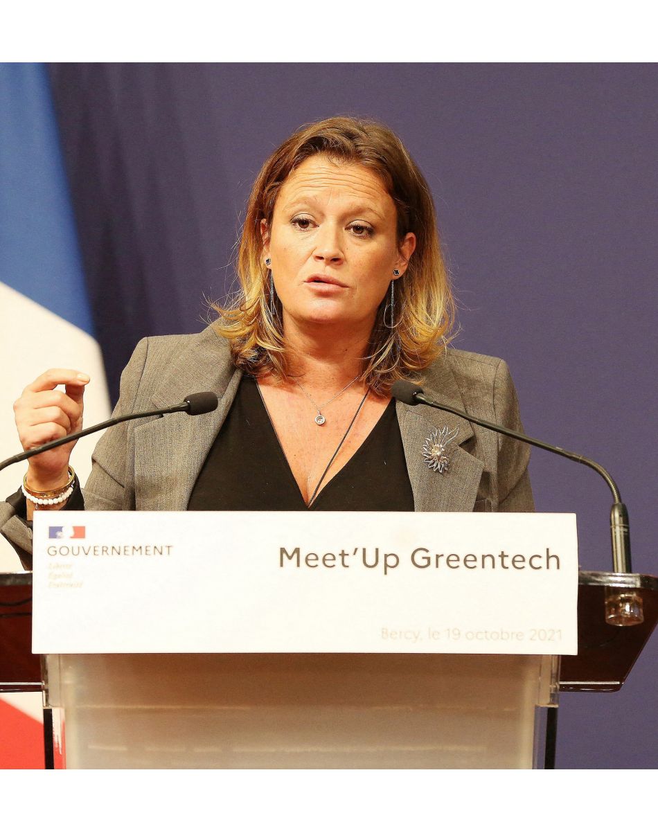 Exclusif - Olivia Grégoire (enceinte) secrétaire d'état chargée de l'Économie sociale, solidaire et responsable intervient lors du congrès Meet'Up Greentech à Paris le 19 octobre 2021