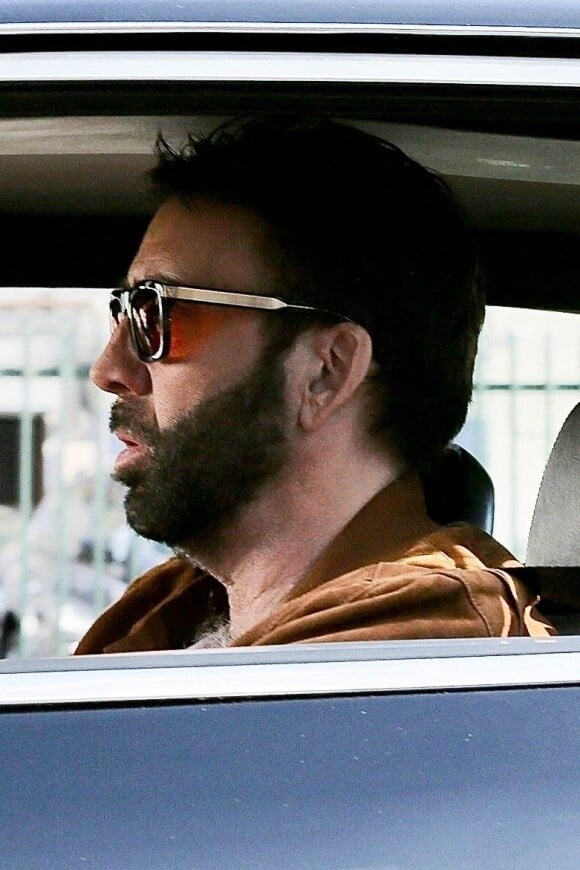 Exclusif - Nicolas Cage sur le tournage du nouveau film "The Unbearable Weight of Massive Talent" à Los Angeles, le 25 septembre 2021.